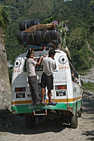 Fully laden bus between Bhulbhule and Jagat
