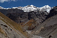 Valley near Thorung Phedi