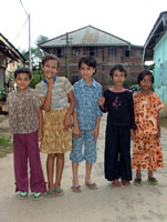 Cute kids, Maymyo, Myanmar
